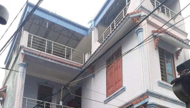 Hiếm, rẻ nhà 3 tầng Trung Tâm Thanh Trì, ô tô vào, 162m2, giá 32 triệu/m2